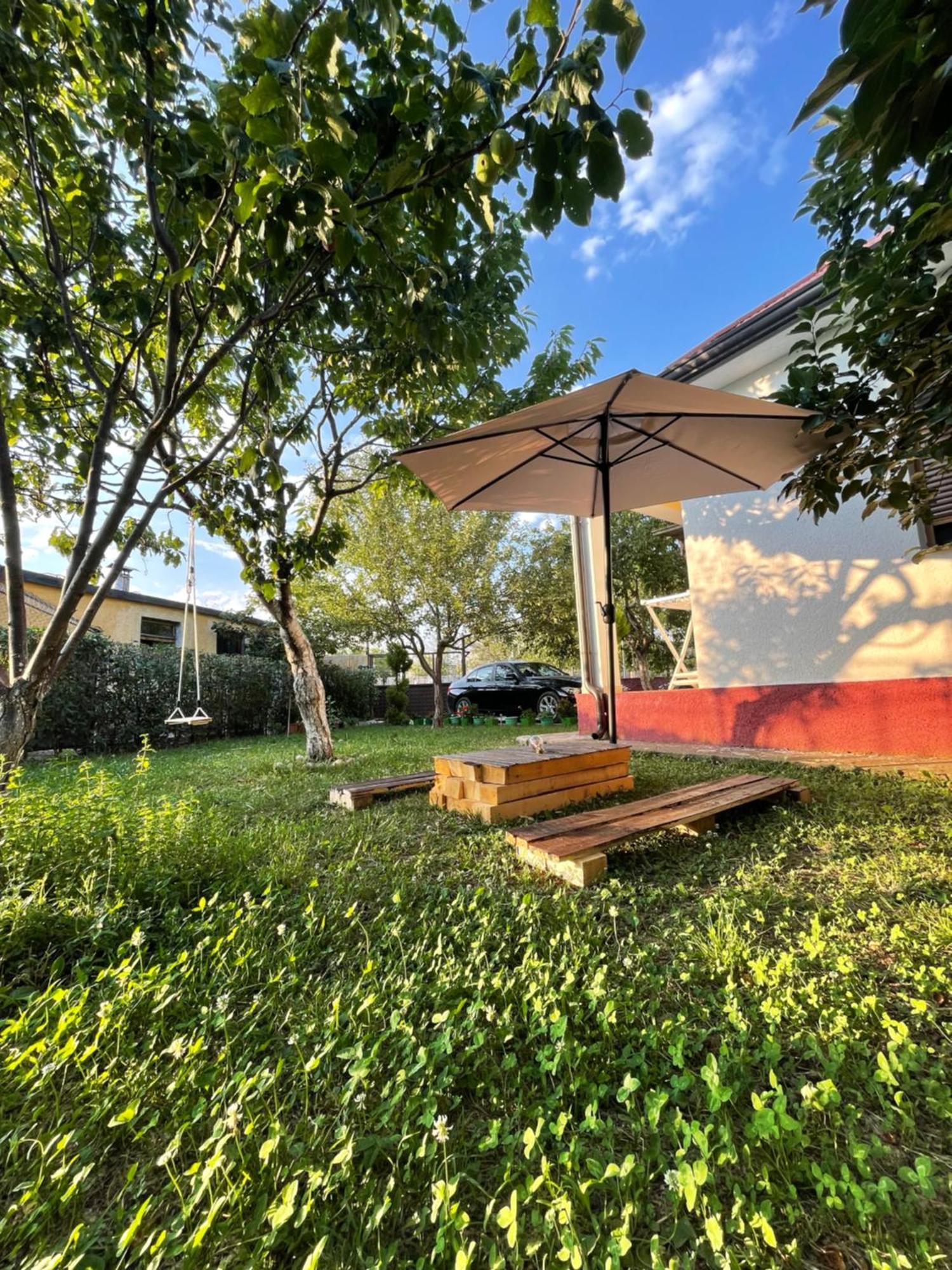 Riza Guest House Puke Esterno foto