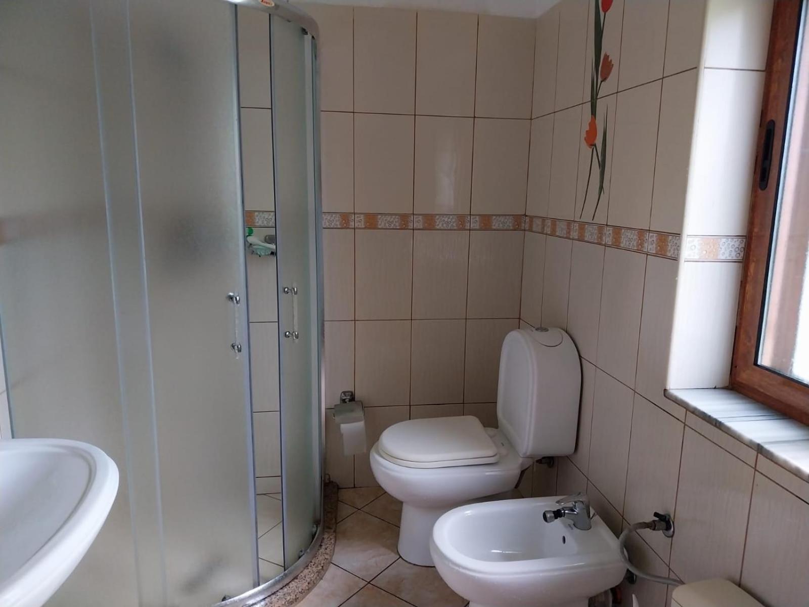 Riza Guest House Puke Esterno foto
