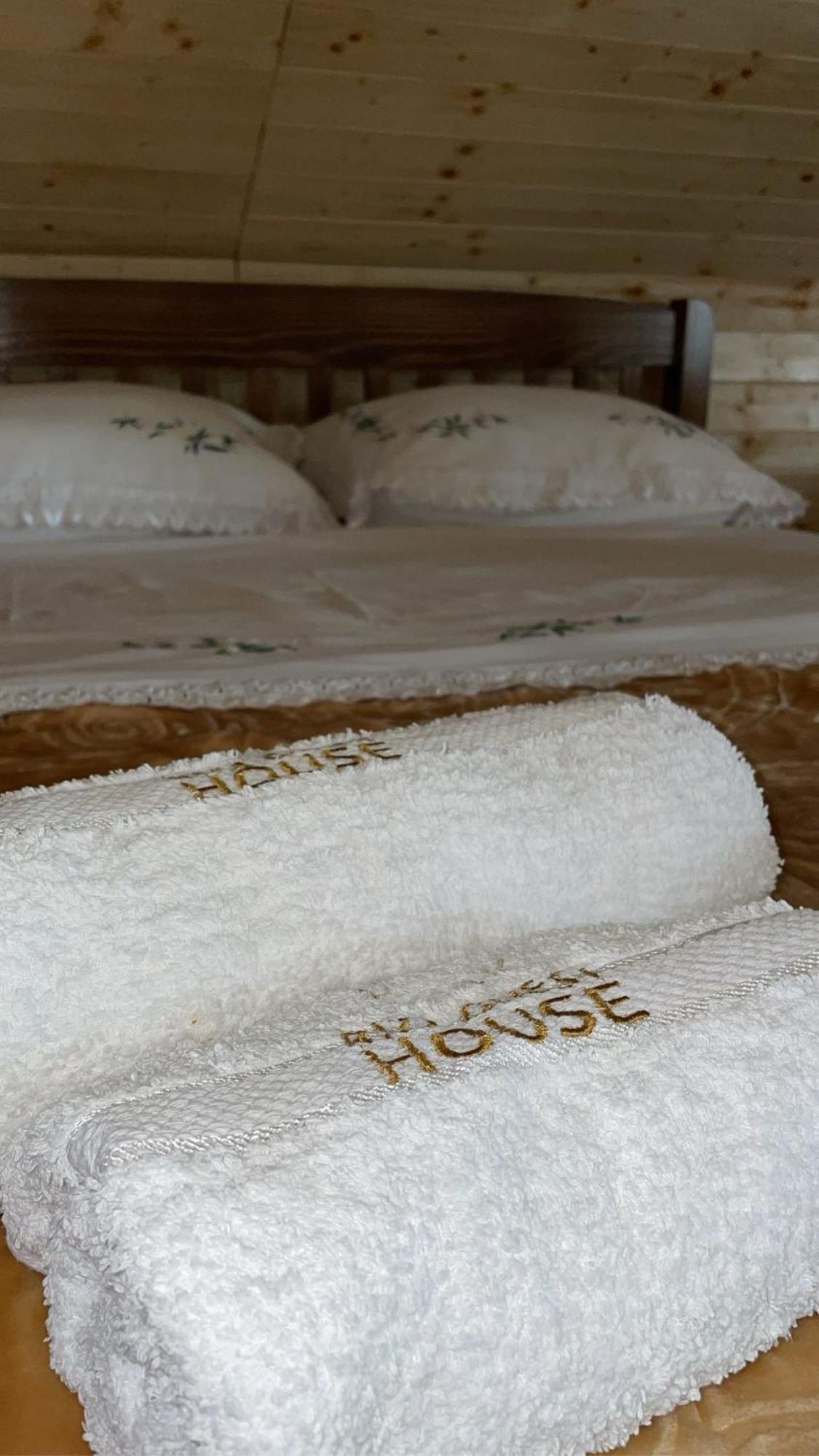 Riza Guest House Puke Esterno foto